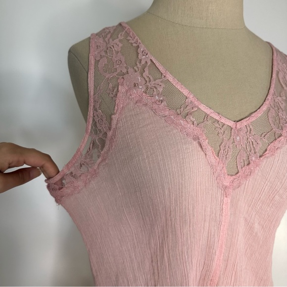 Forever21 pink sheer lace top L - Picture 11 of 16